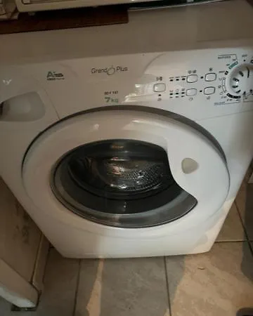D'hote Calme, A 2 Metres Du Centre Кемпинг