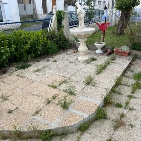 D'hote Calme, A 2 Metres Du Centre *