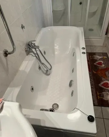 D'hote Calme, A 2 Metres Du Centre مكان تخييم